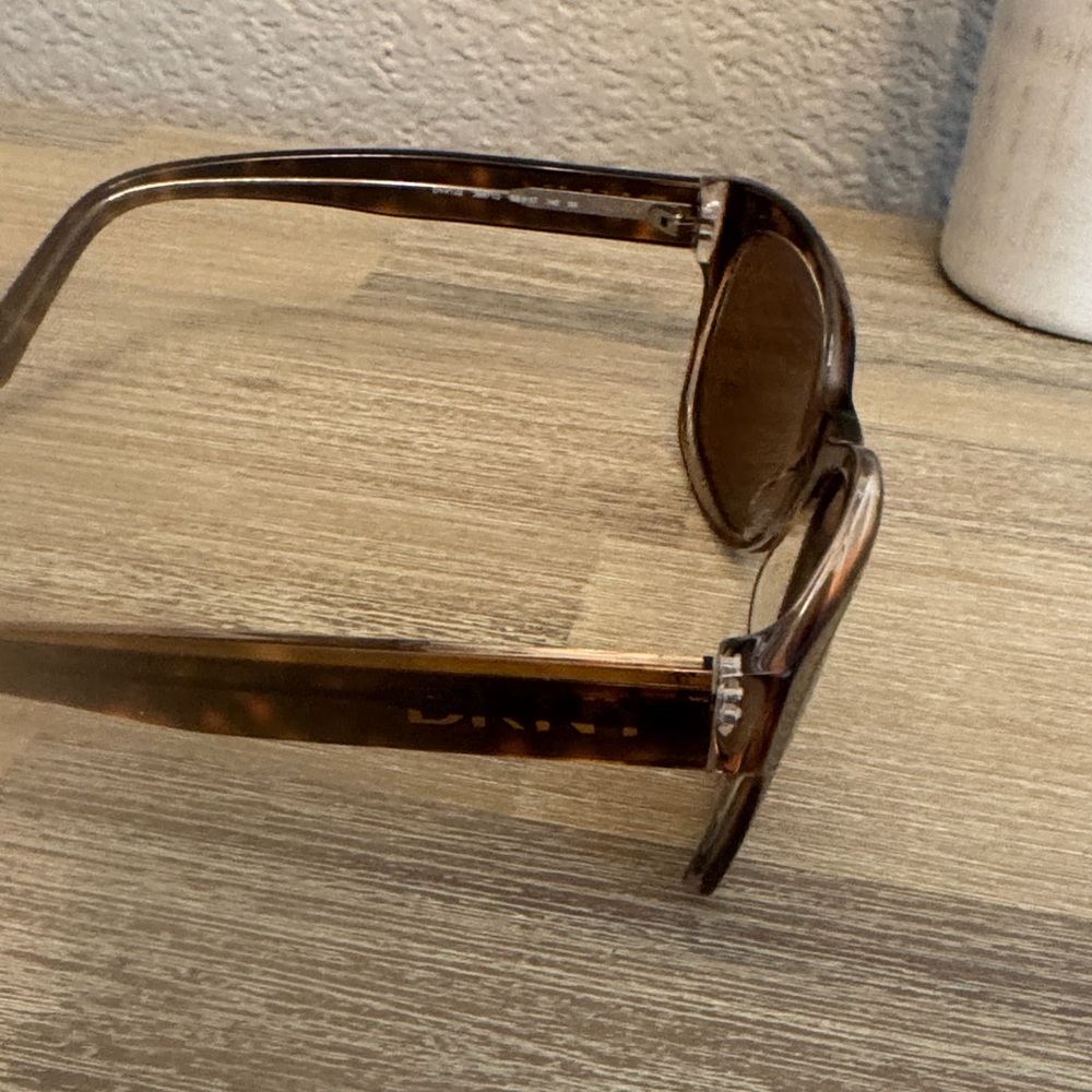 Dkny Tortoise Shell Sunglasses - image 5